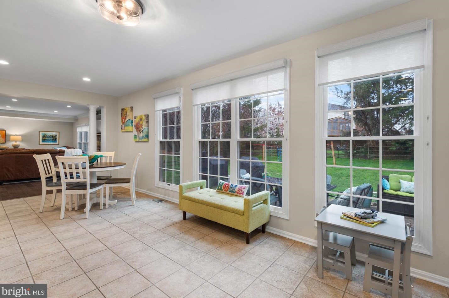 12612 Falconbridge Dr, Gaithersburg MD  20878-3411 exterior