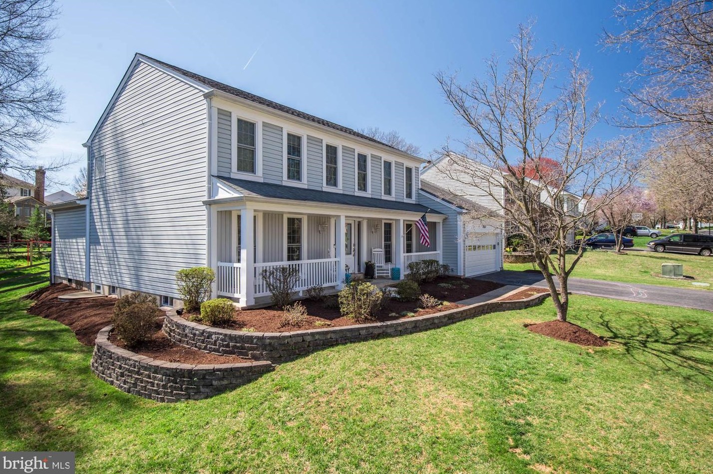 12612 Falconbridge Dr, Gaithersburg, MD 20878