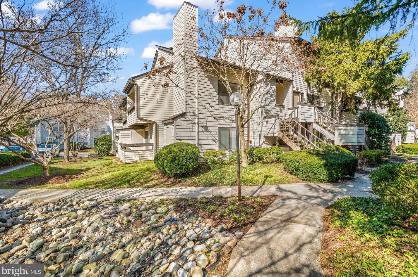 10040 Hellingly Pl #280, Gaithersburg, MD