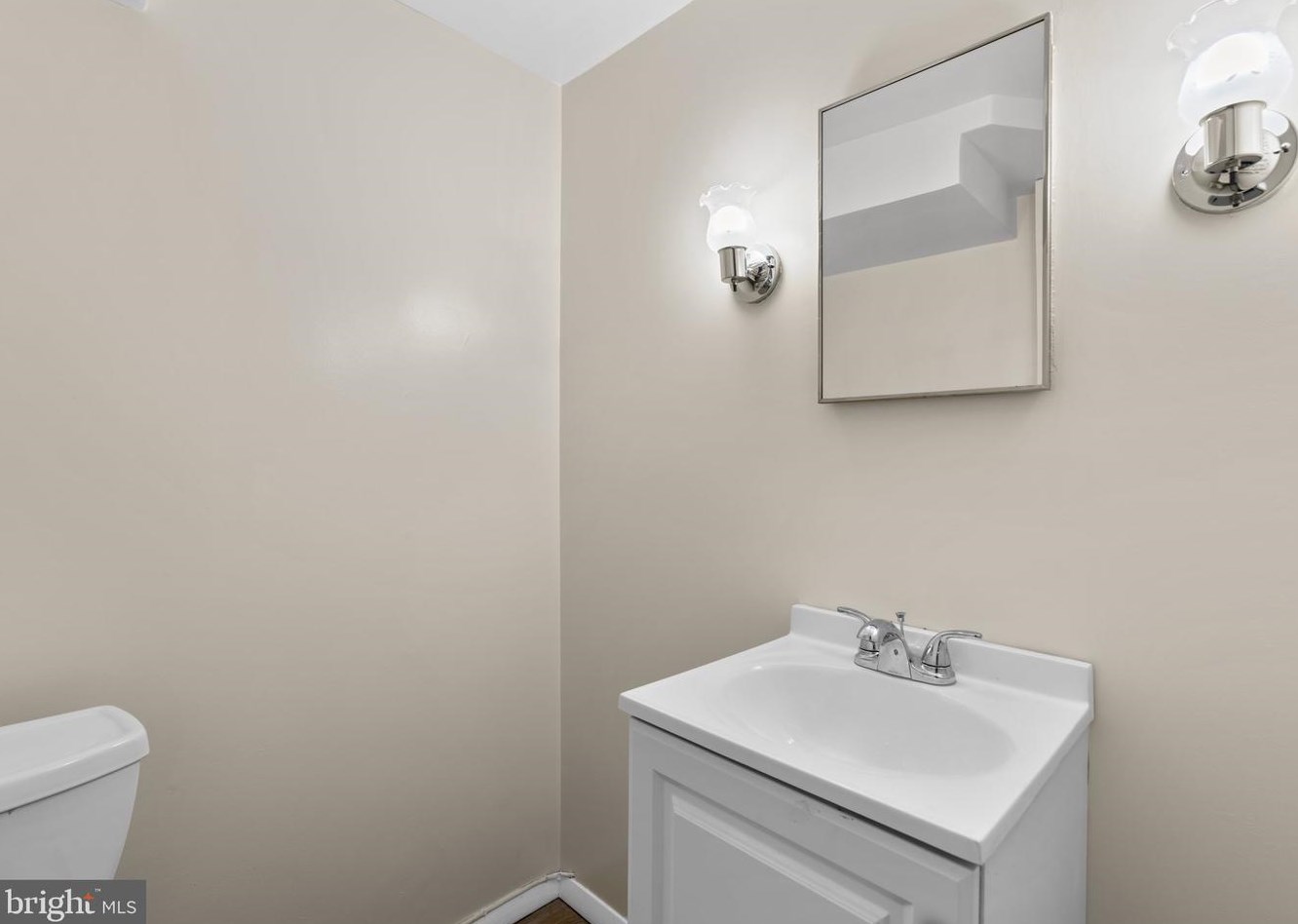 10217 Capitol View Ave, Silver Spring MD 20910-1033 exterior