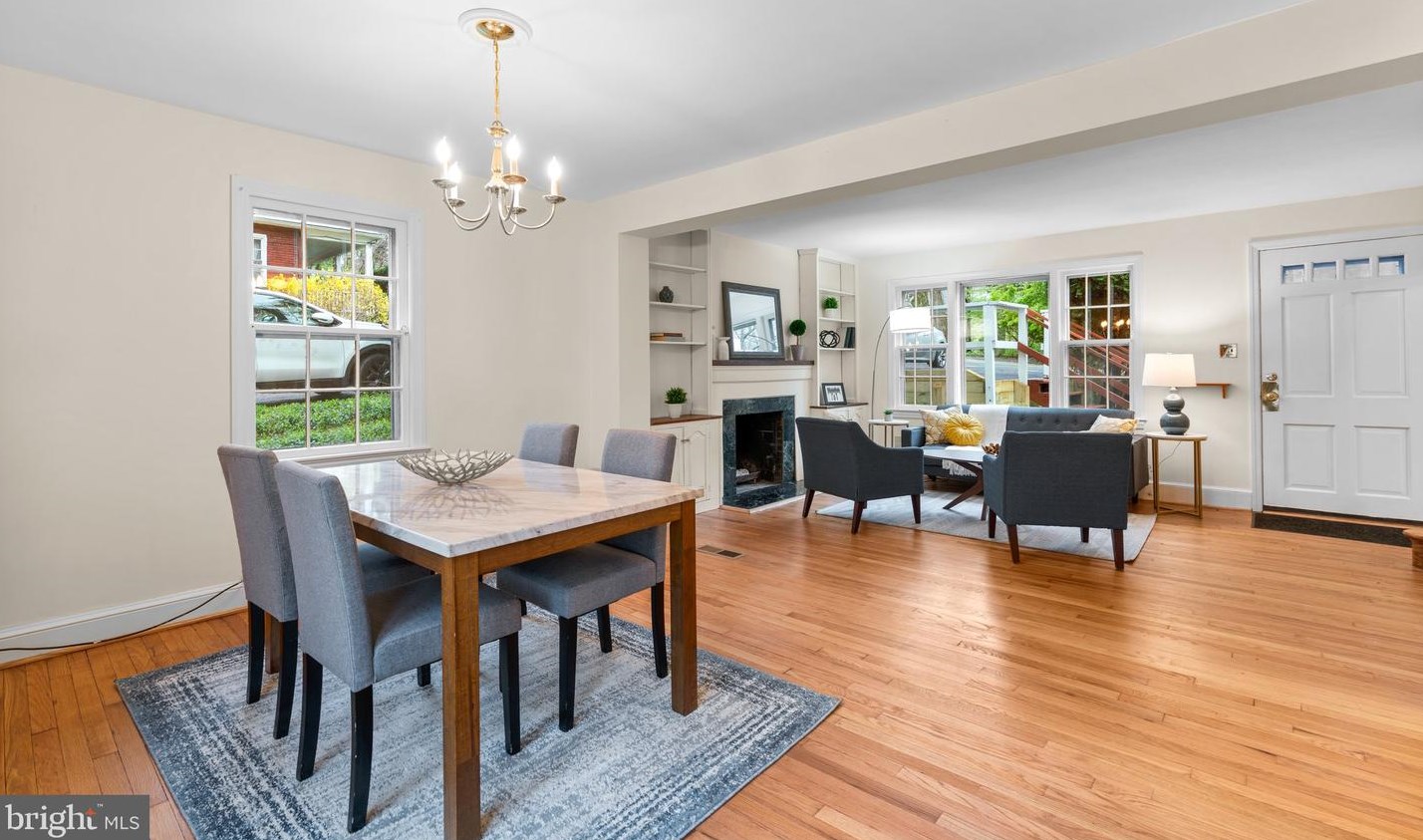 10217 Capitol View Ave, Silver Spring MD 20910-1033 exterior