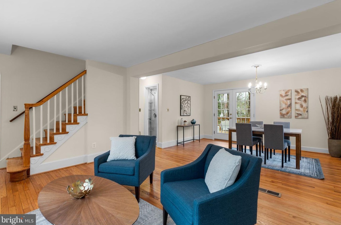 10217 Capitol View Ave, Silver Spring MD 20910-1033 exterior