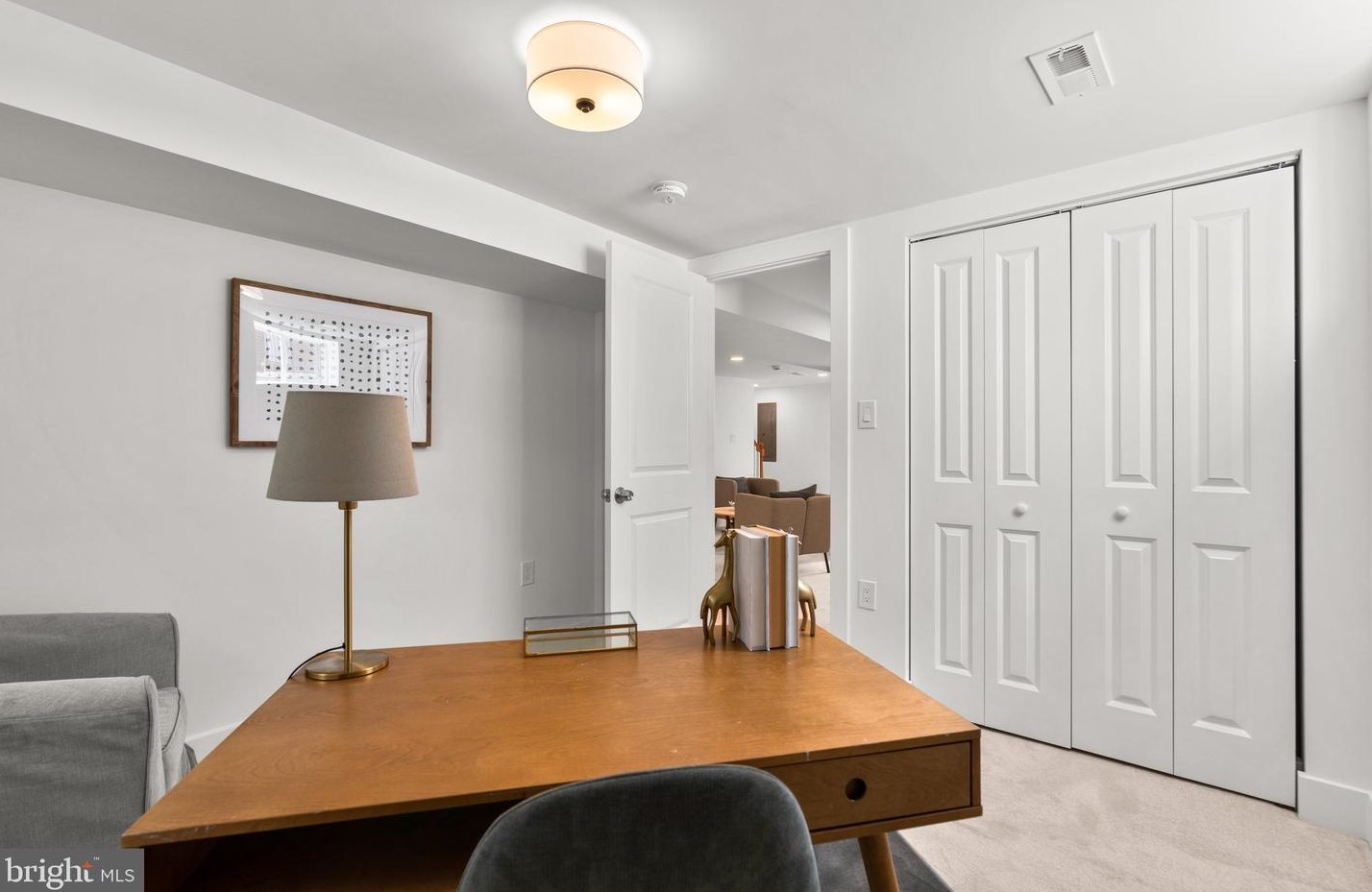 7422 Piney Branch Rd, Silver Spring MD  20912-4206 exterior