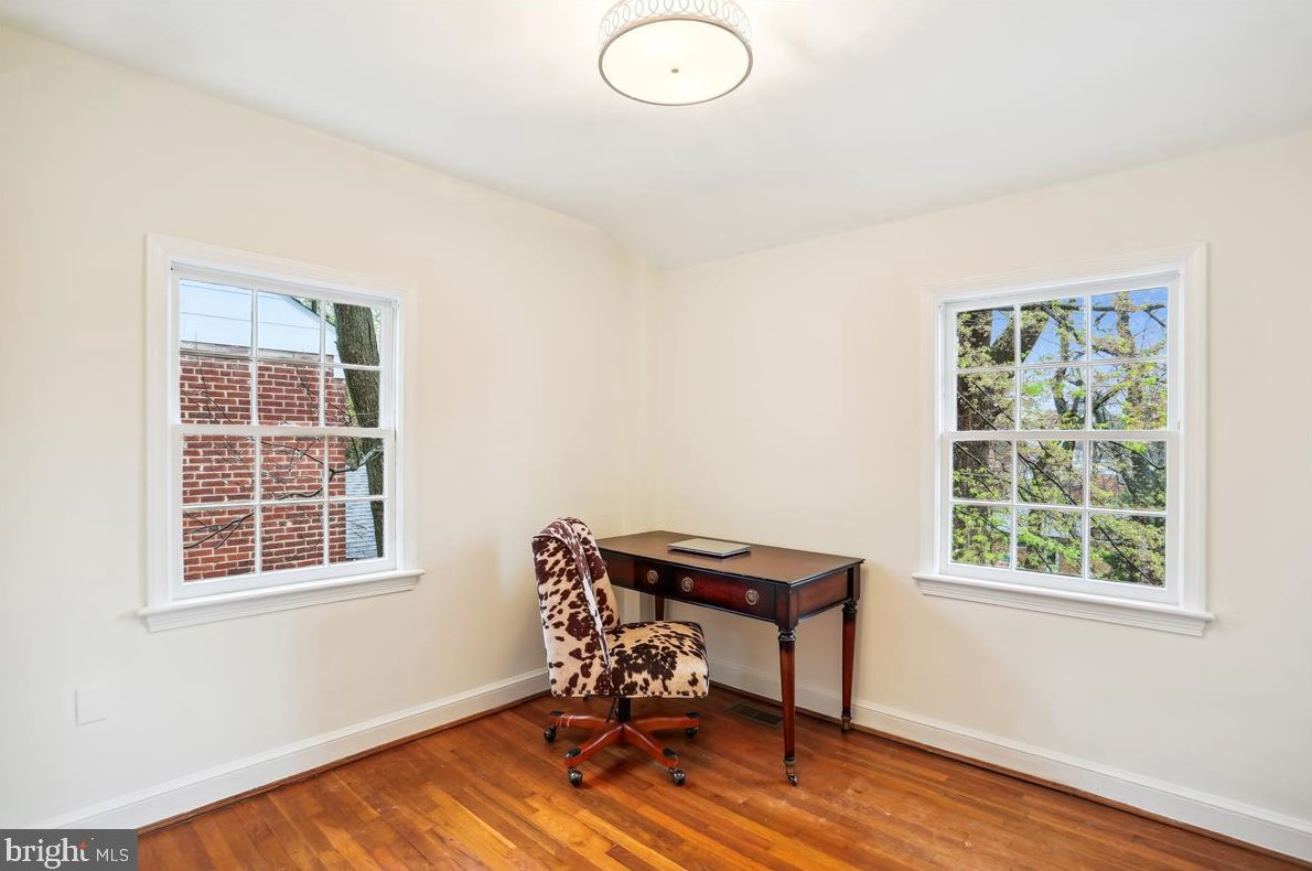 9513 Saybrook Ave, Silver Spring MD 20901-3034 exterior