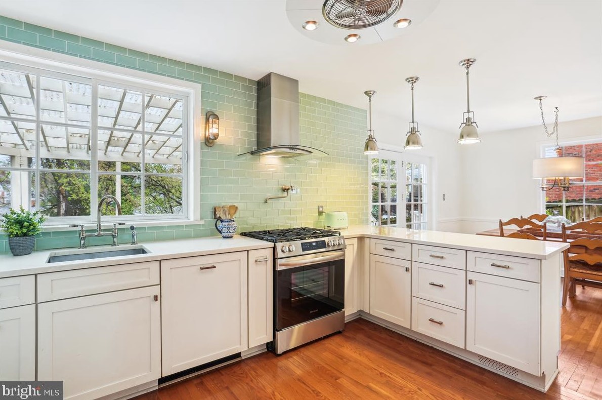 9513 Saybrook Ave, Silver Spring MD 20901-3034 exterior