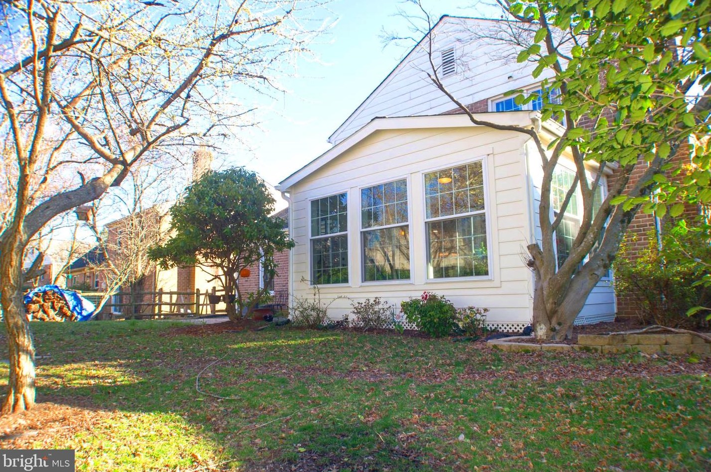 19109 Pike Creek Pl, Gaithersburg MD  20886-3146 exterior