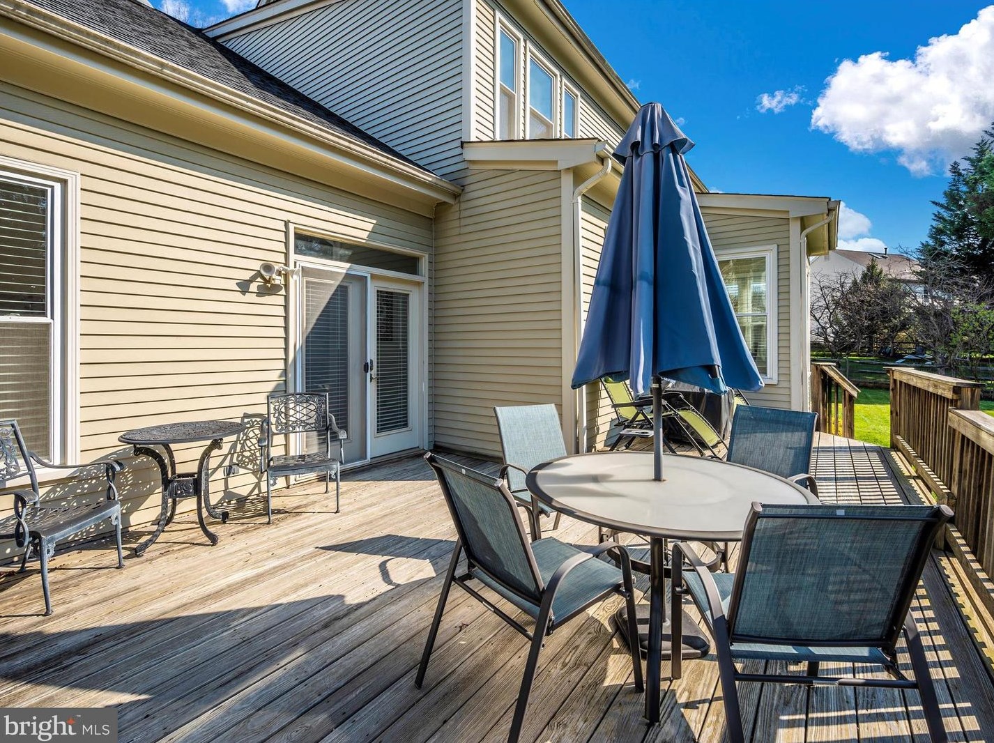 7502 Sawgrass Ter, Gaithersburg MD  20886-4596 exterior