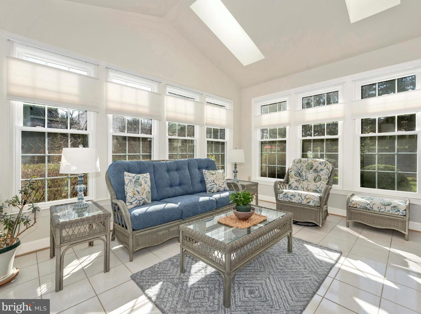 7502 Sawgrass Ter, Gaithersburg MD  20886-4596 exterior