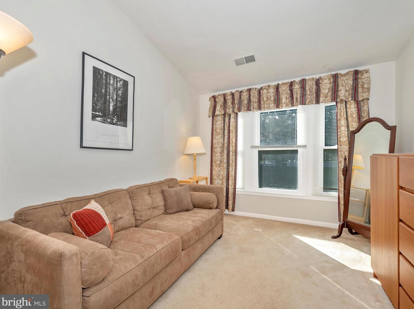 7502 Sawgrass Ter, Gaithersburg MD  20886-4596 exterior