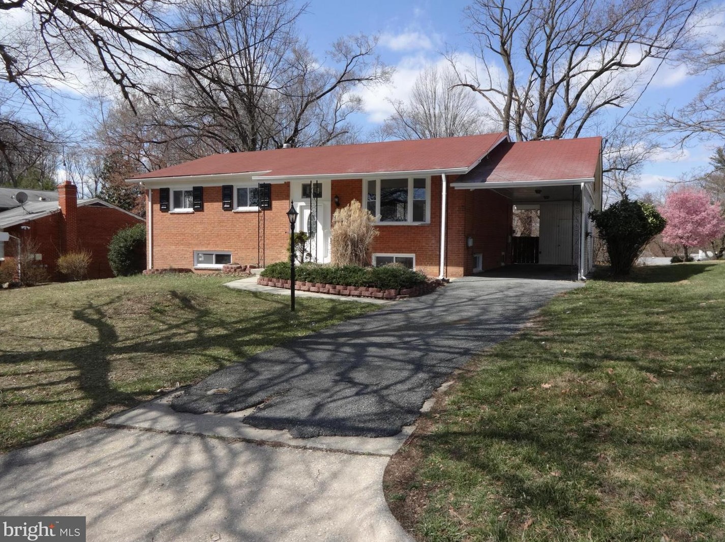 10116 Brock Dr, Silver Spring MD  20903-1618 exterior