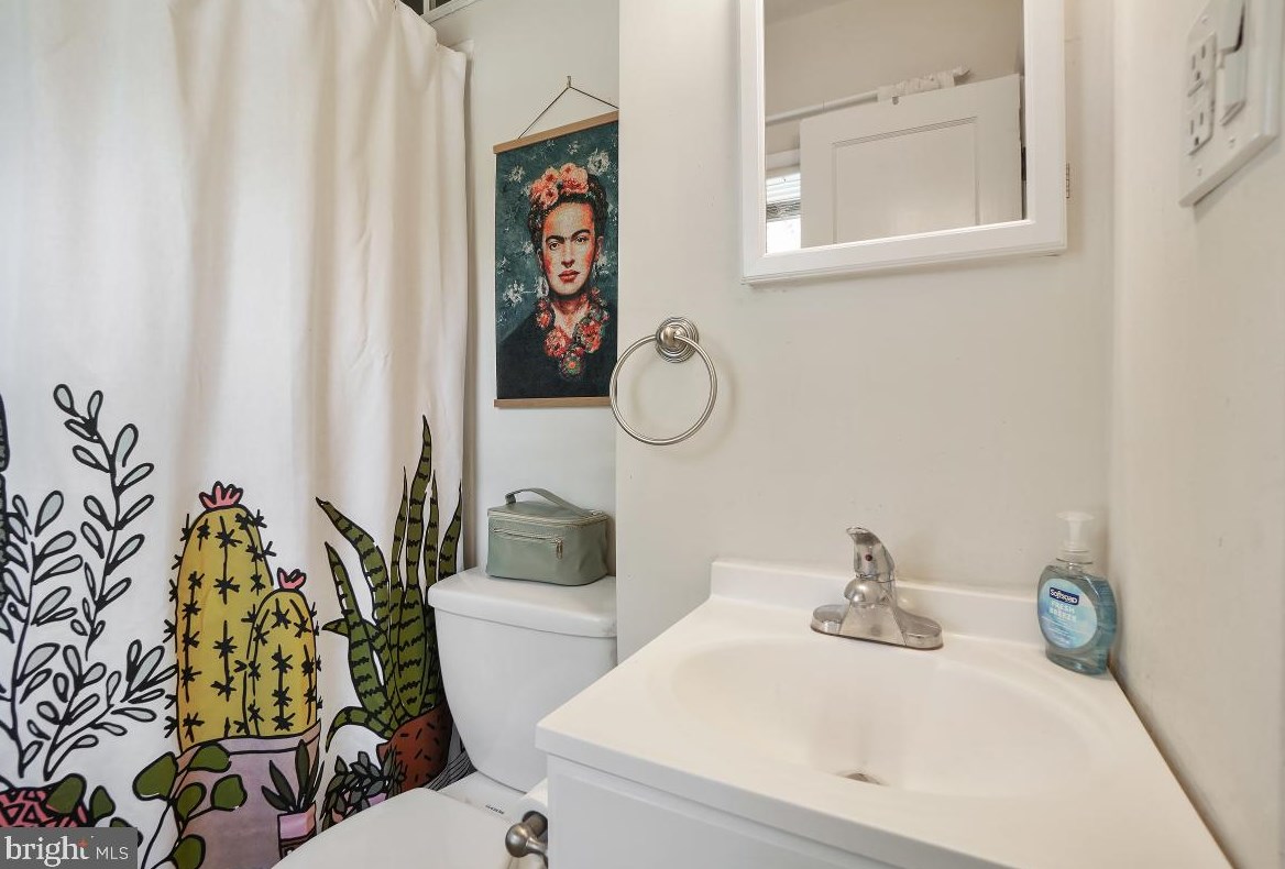 4206 Dahill Rd, Silver Spring MD  20906-4803 exterior