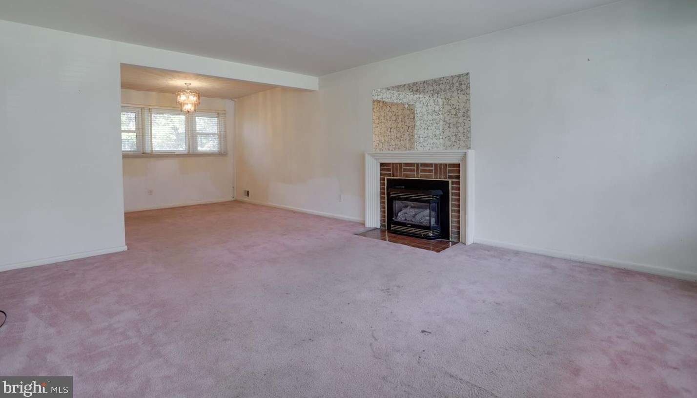 8802 2 Ave, Silver Spring MD 20910-2149 exterior