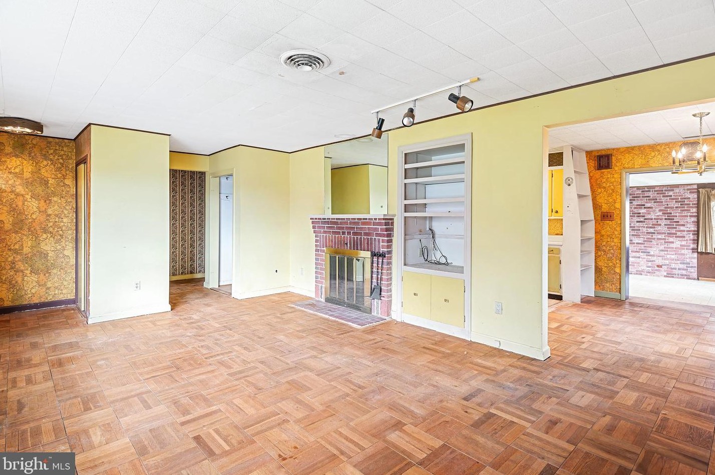 2413 Eccleston St, Silver Spring MD 20902-4830 exterior