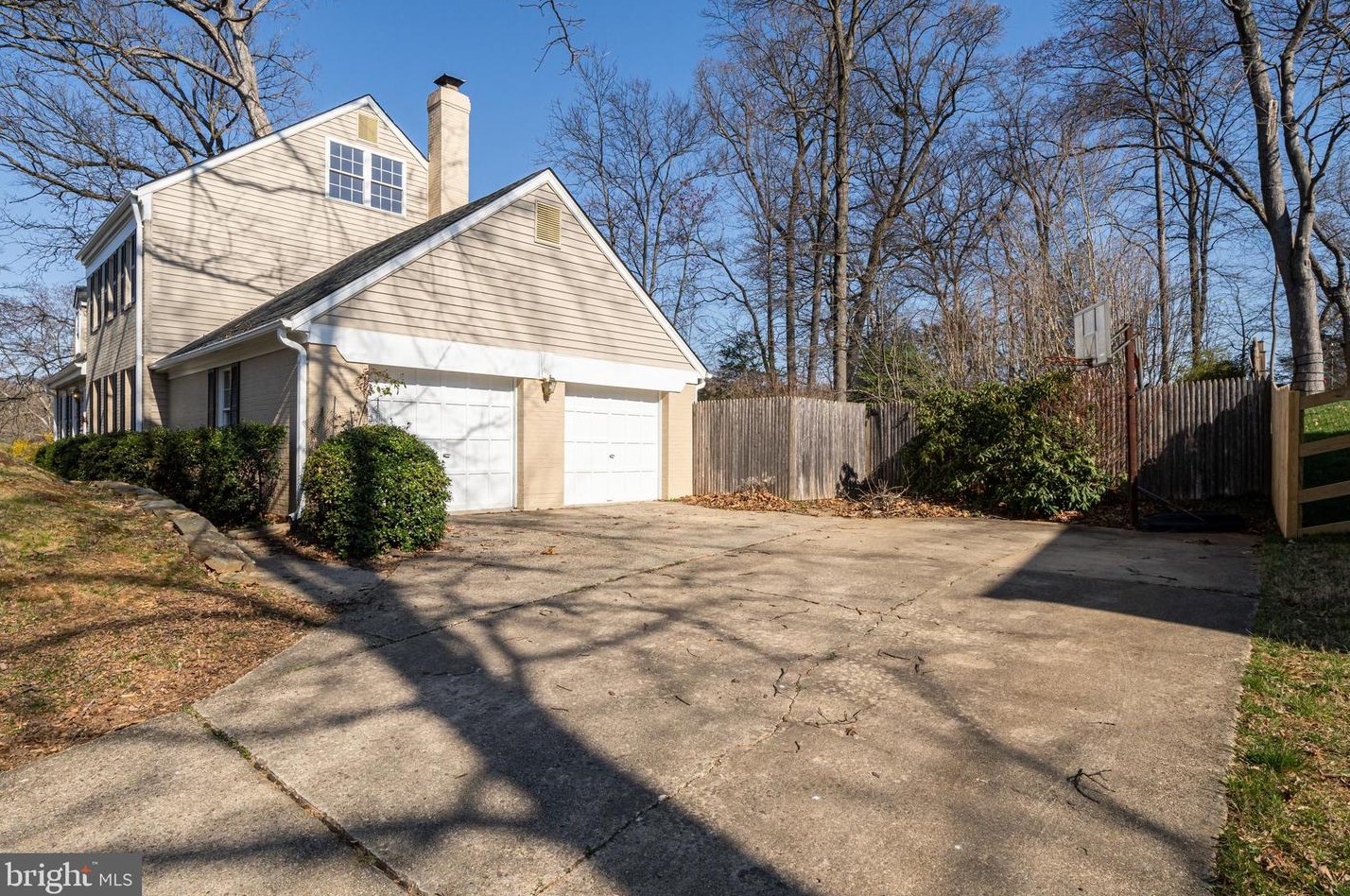 13625 Middlevale Ln, Silver Spring MD  20906-2123 exterior