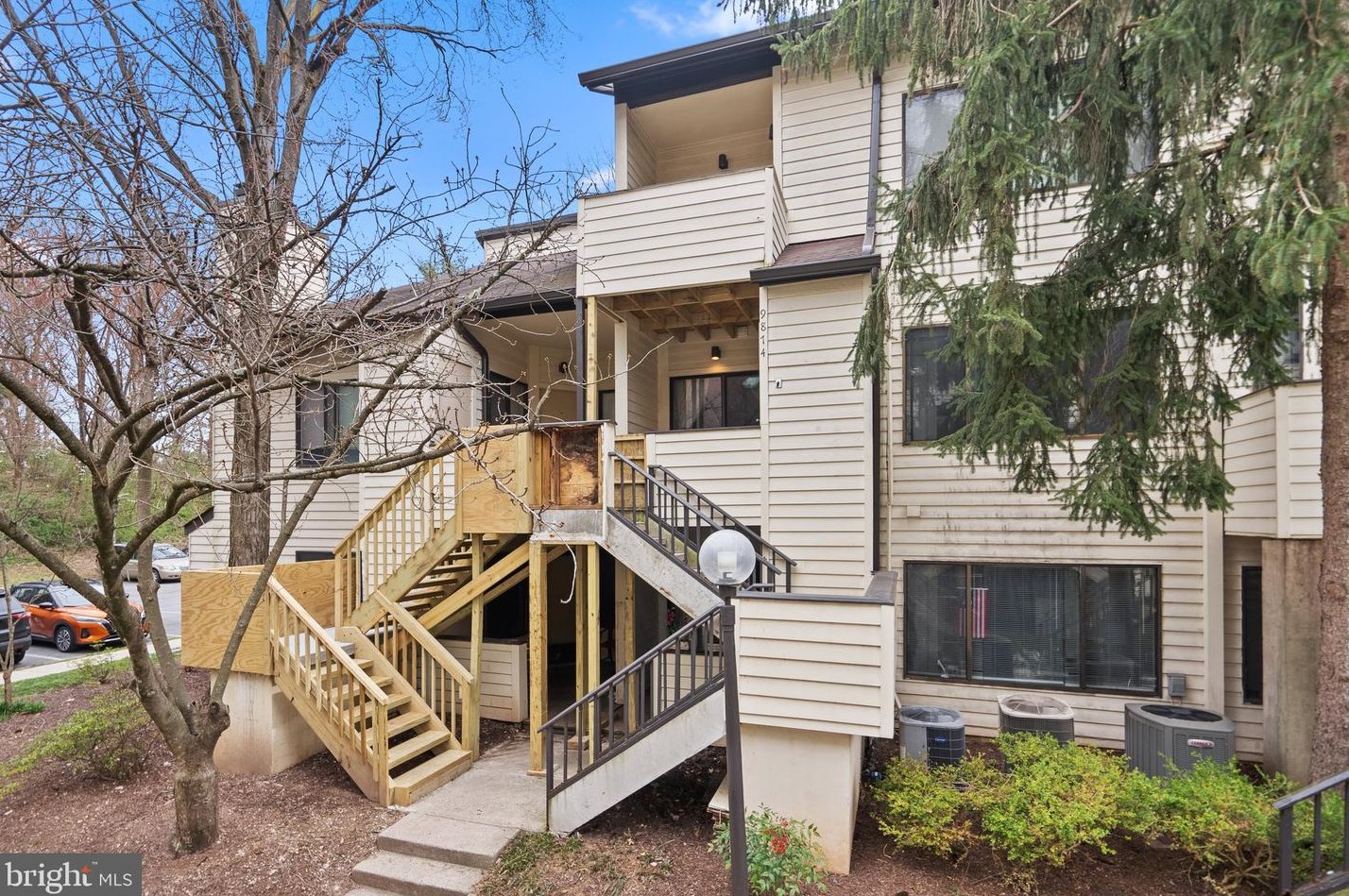 9874 Hellingly Pl #117, Gaithersburg, MD
