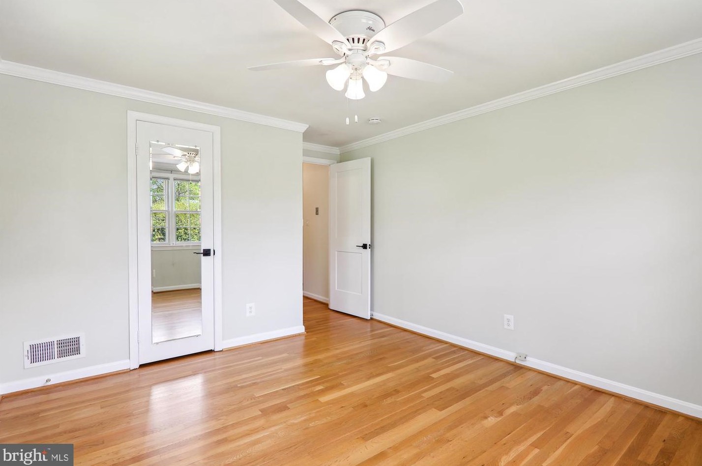 11301 Rolling House Rd, Rockville MD  20852-4538 exterior