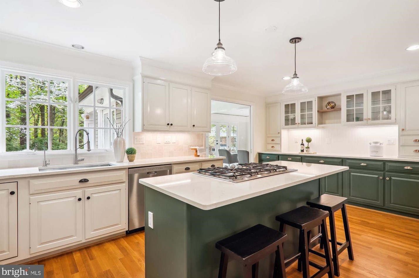 11301 Rolling House Rd, Rockville MD  20852-4538 exterior