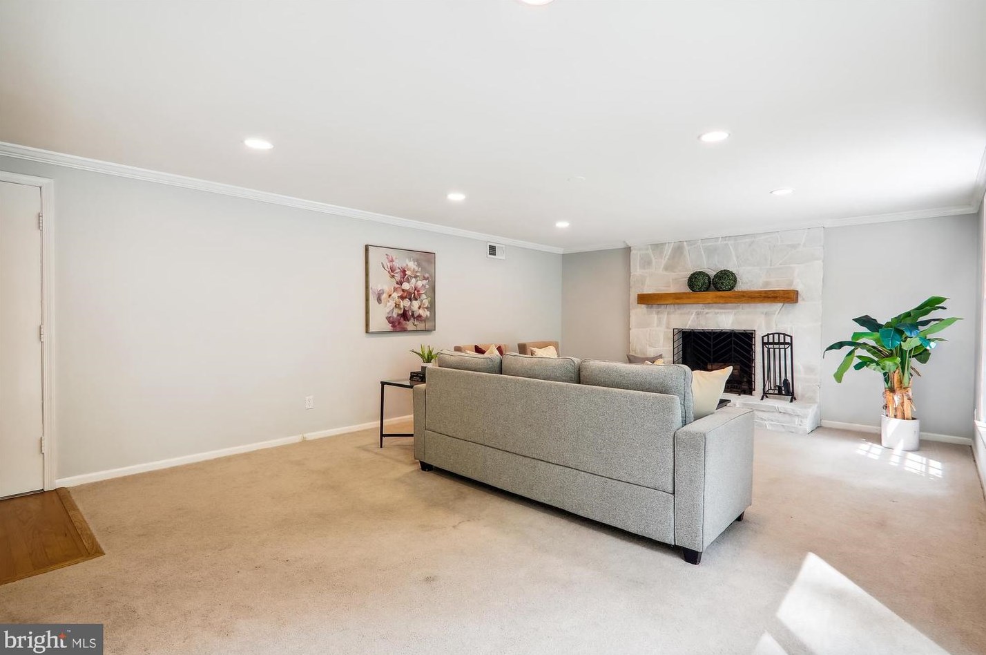 11301 Rolling House Rd, Rockville MD  20852-4538 exterior