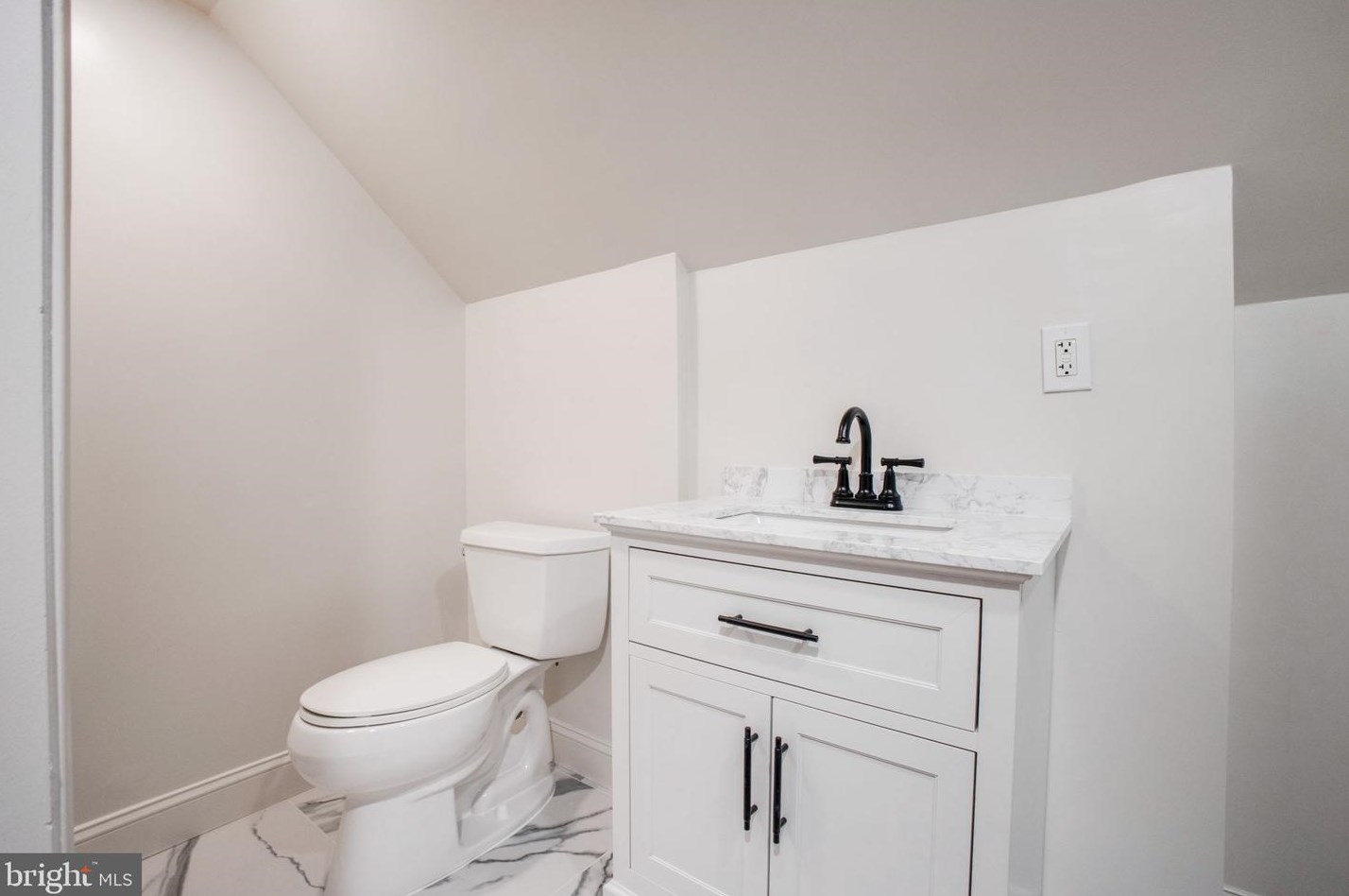 11613 College View Dr, Silver Spring MD 20902-2430 exterior