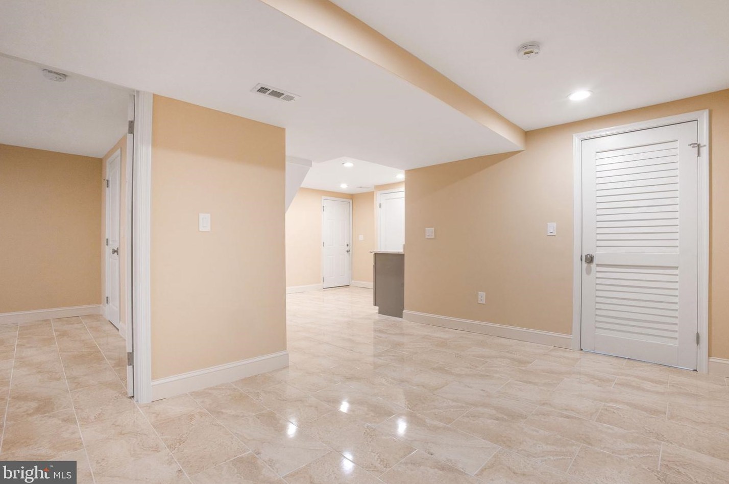 11613 College View Dr, Silver Spring MD 20902-2430 exterior