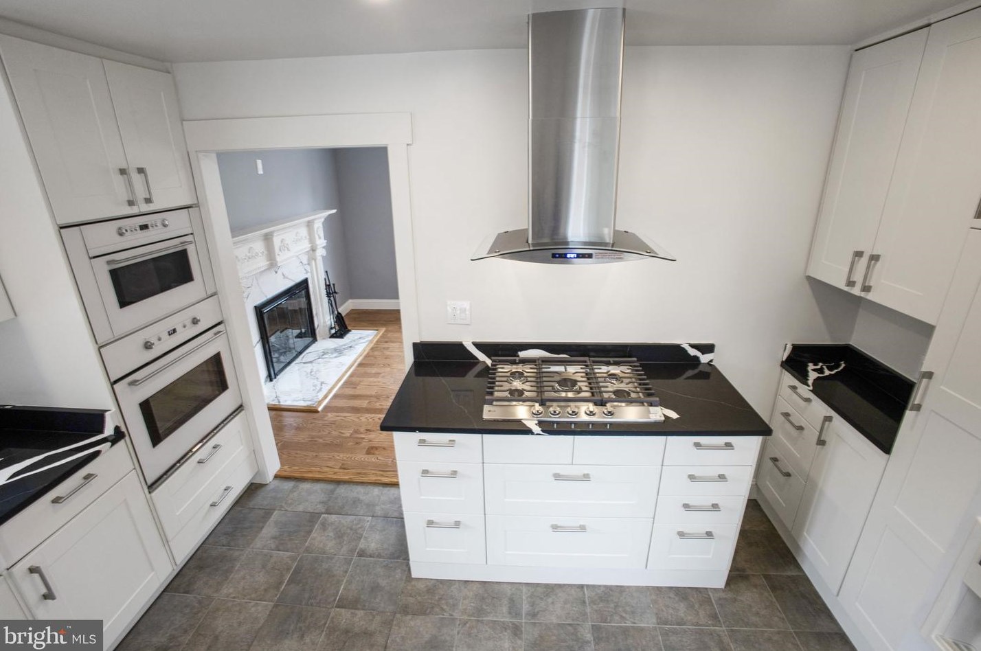 11613 College View Dr, Silver Spring MD 20902-2430 exterior