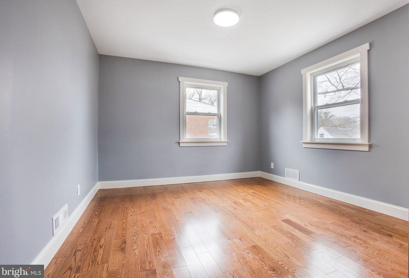 11613 College View Dr, Silver Spring MD 20902-2430 exterior