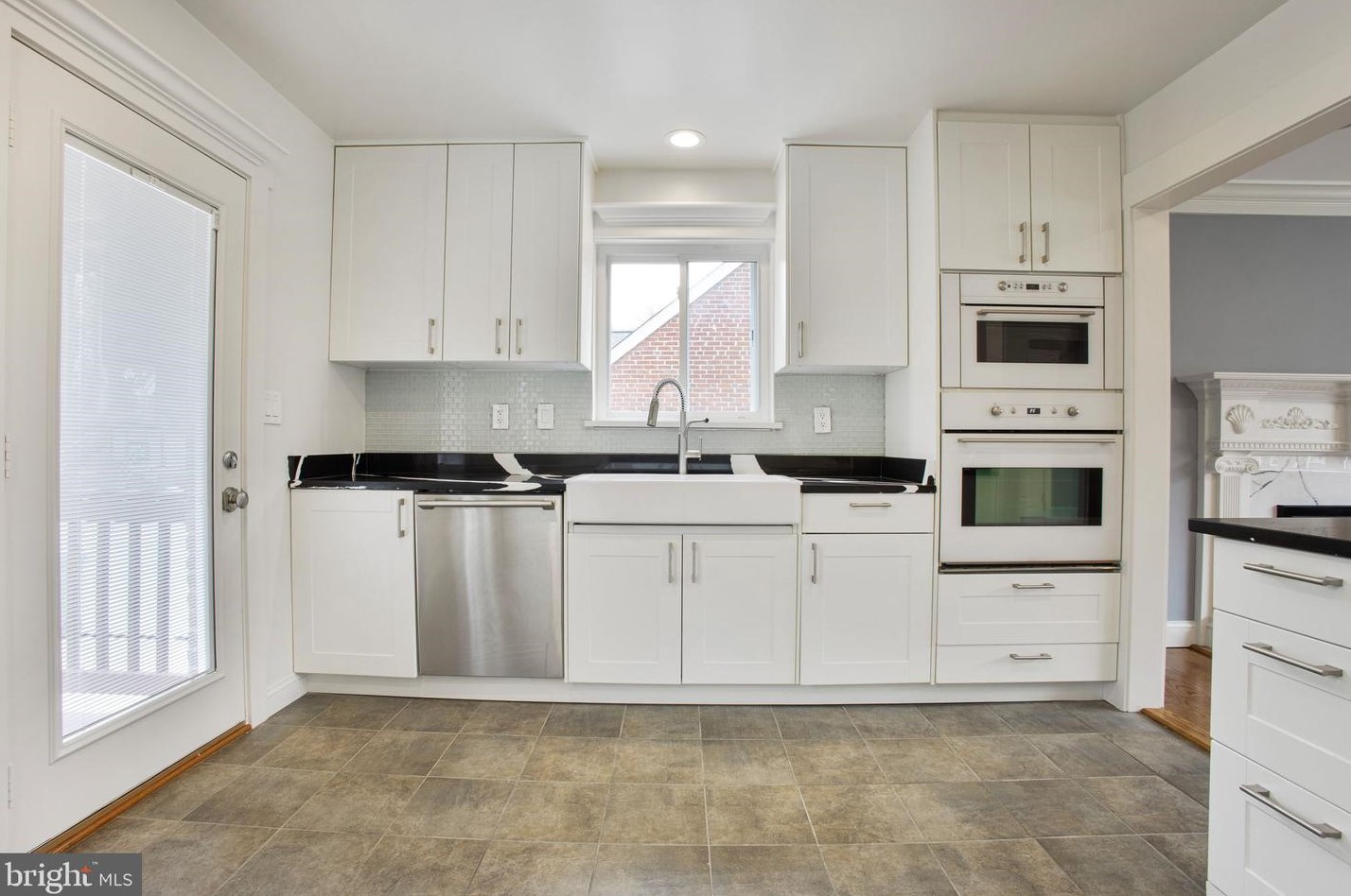 11613 College View Dr, Silver Spring MD 20902-2430 exterior