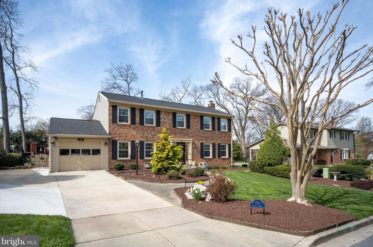 755 Tiffany Dr, Gaithersburg, MD 20878-1850