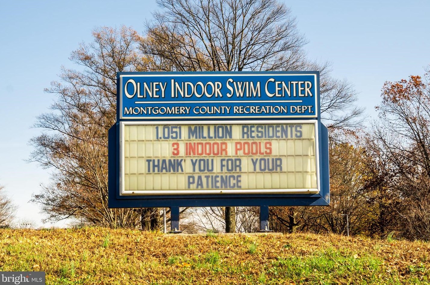 17605 Cashell Rd, Rockville MD 20853-1205 exterior