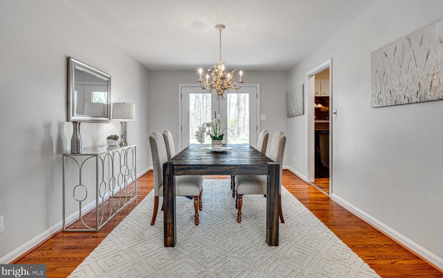 17605 Cashell Rd, Rockville MD 20853-1205 exterior