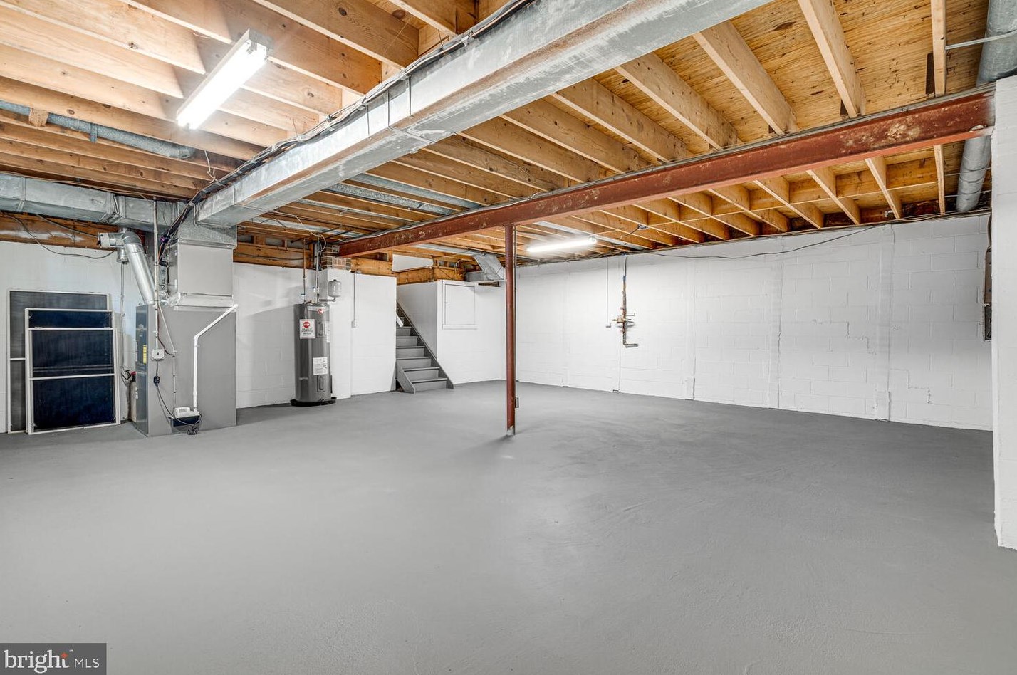 17605 Cashell Rd, Rockville MD 20853-1205 exterior