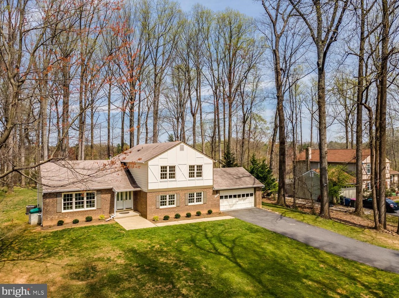 17605 Cashell Rd, Rockville, MD 20853-1000