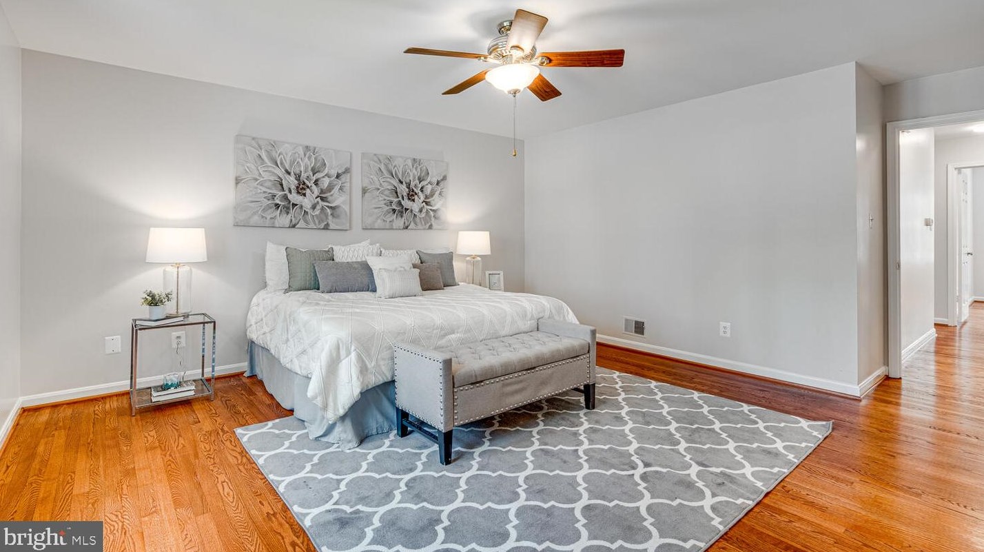 17605 Cashell Rd, Rockville MD 20853-1205 exterior