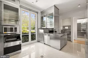 11900 River Rd, Potomac, MD 20854 - Photo 52