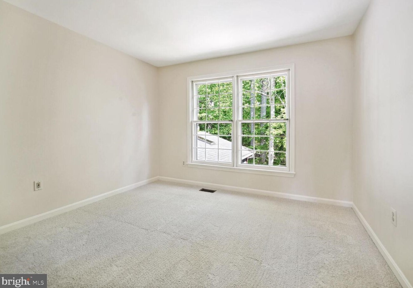 2807 Regina Dr, Silver Spring MD 20906-5354 exterior