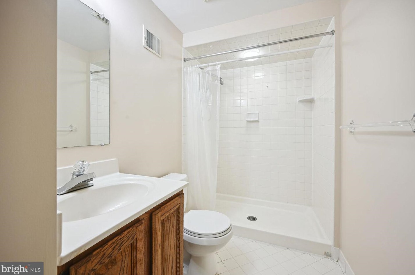 2807 Regina Dr, Silver Spring MD 20906-5354 exterior