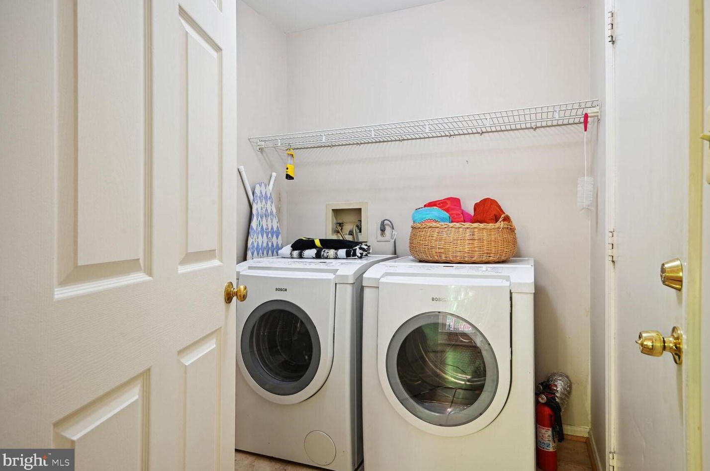 2807 Regina Dr, Silver Spring MD 20906-5354 exterior