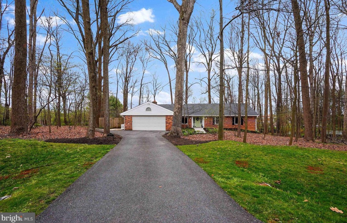 20701 Sabbath Ct, Gaithersburg, MD 20882-4435