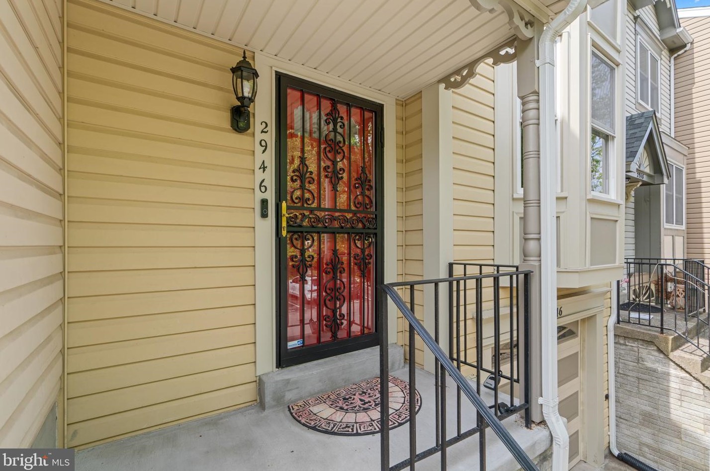 2946 Schoolhouse Cir, Silver Spring, MD 20902