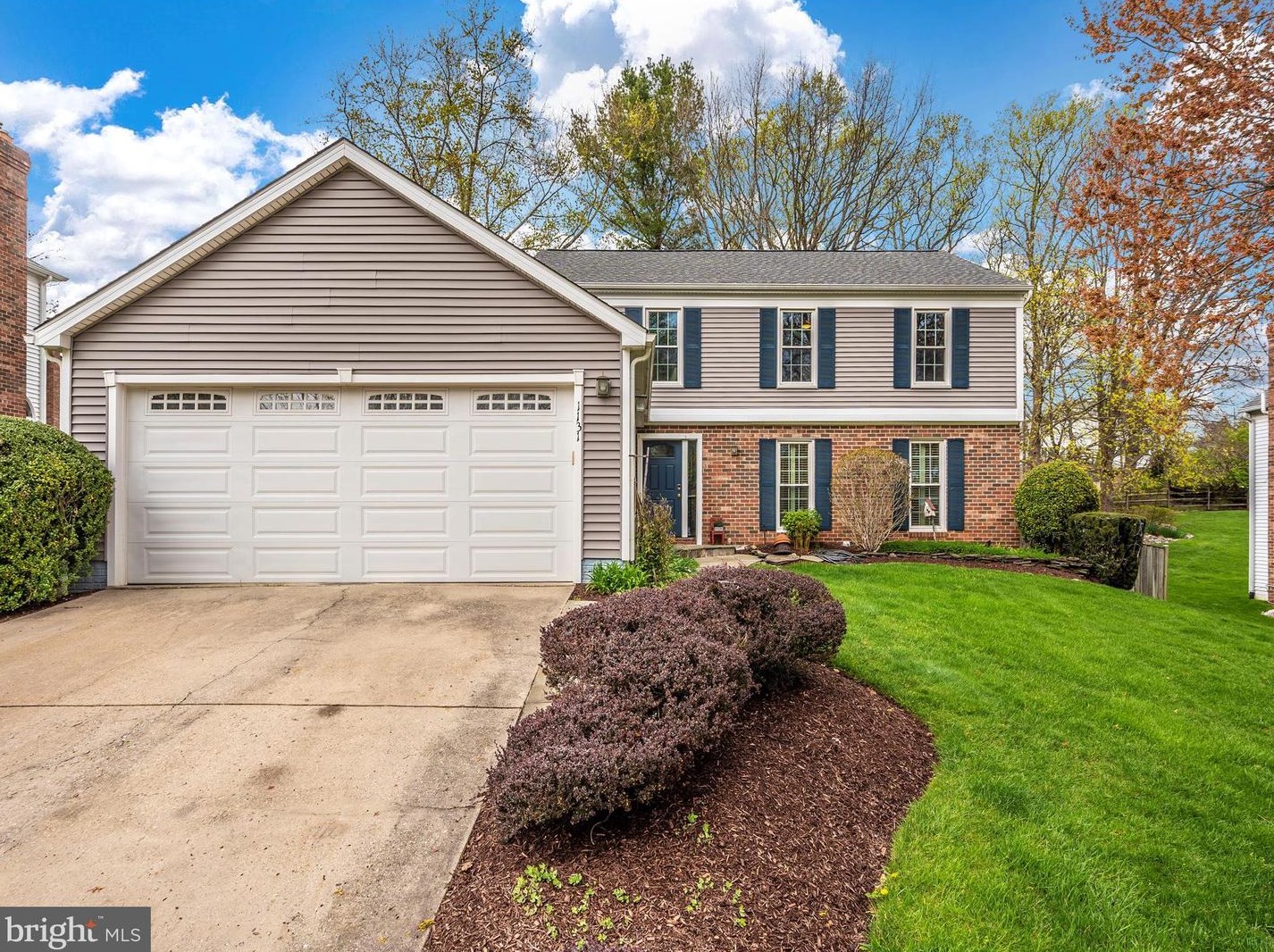 1131 Halesworth Dr, Rockville, MD 20854-6180