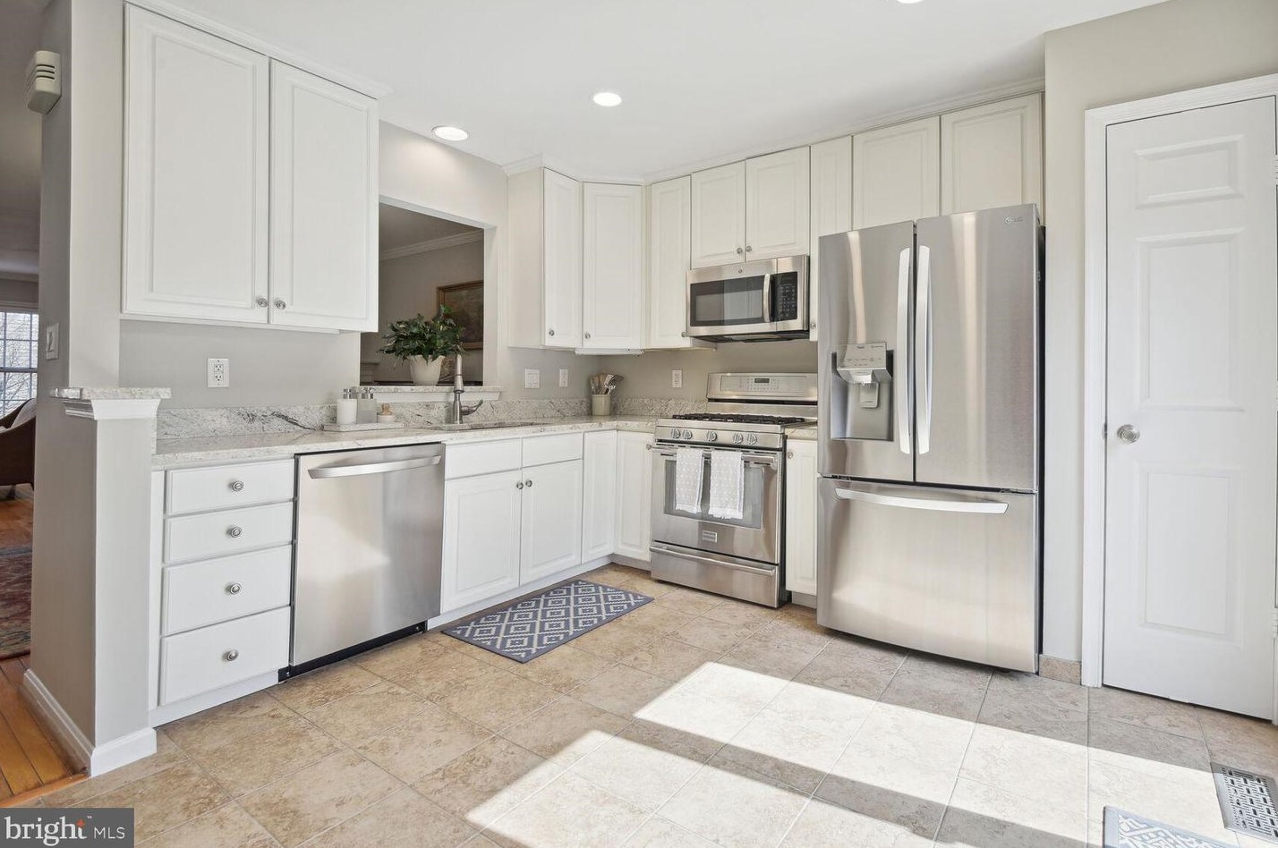 495 Chestertown St, Gaithersburg MD  20878-5749 exterior