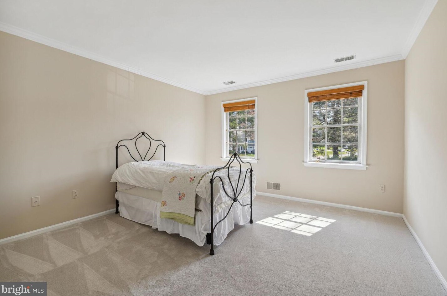 11201 Freas Dr, Gaithersburg MD  20878-2507 exterior