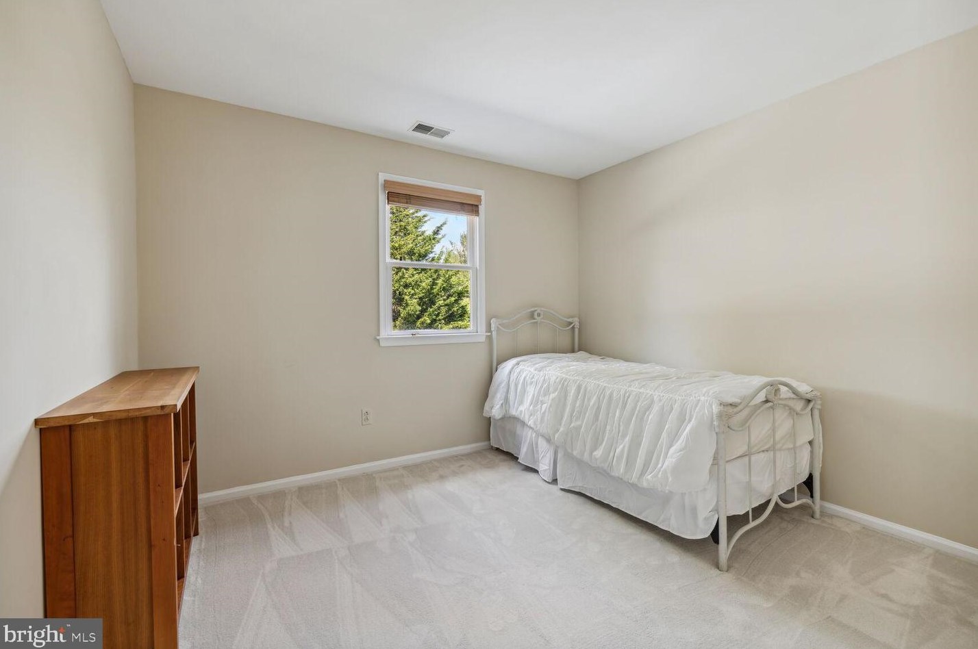 11201 Freas Dr, Gaithersburg MD  20878-2507 exterior