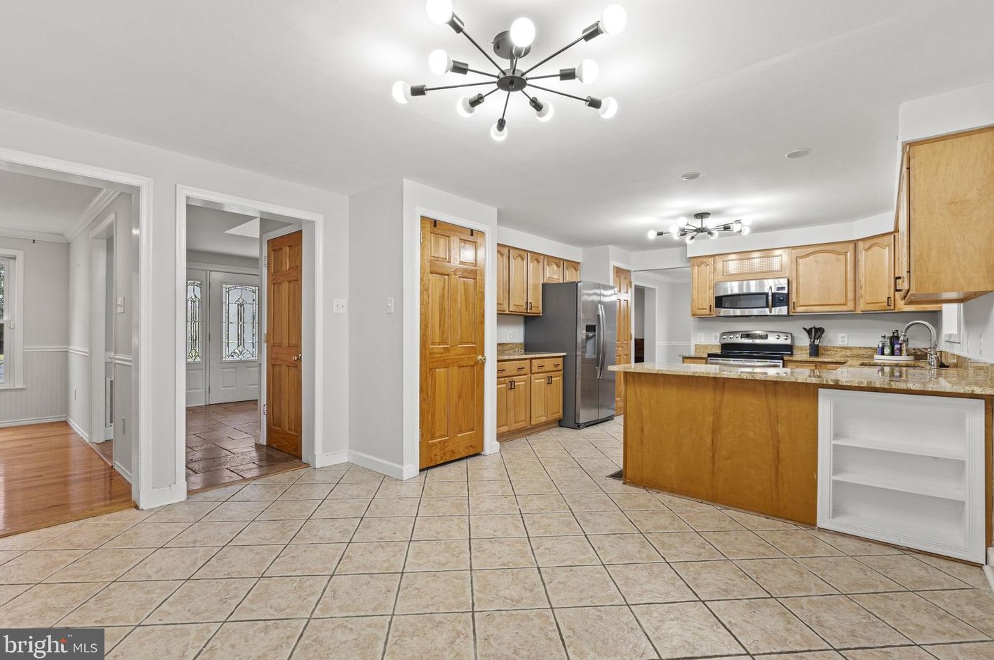 23520 Pocahontas Dr, Gaithersburg MD  20882-3216 exterior