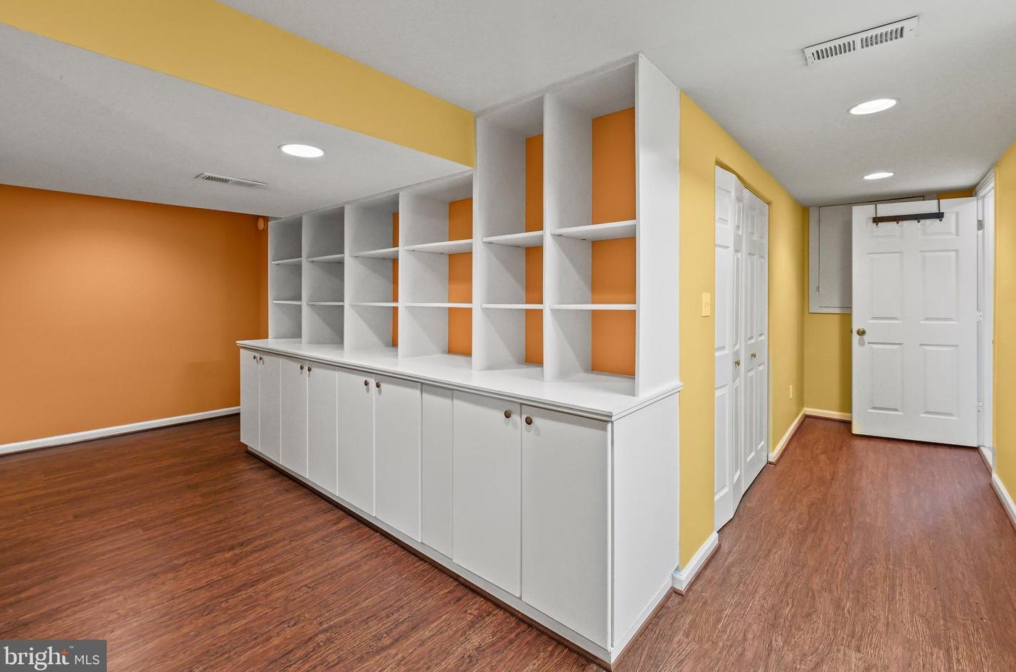 10608 Shady Cir, Silver Spring MD 20903-1236 exterior