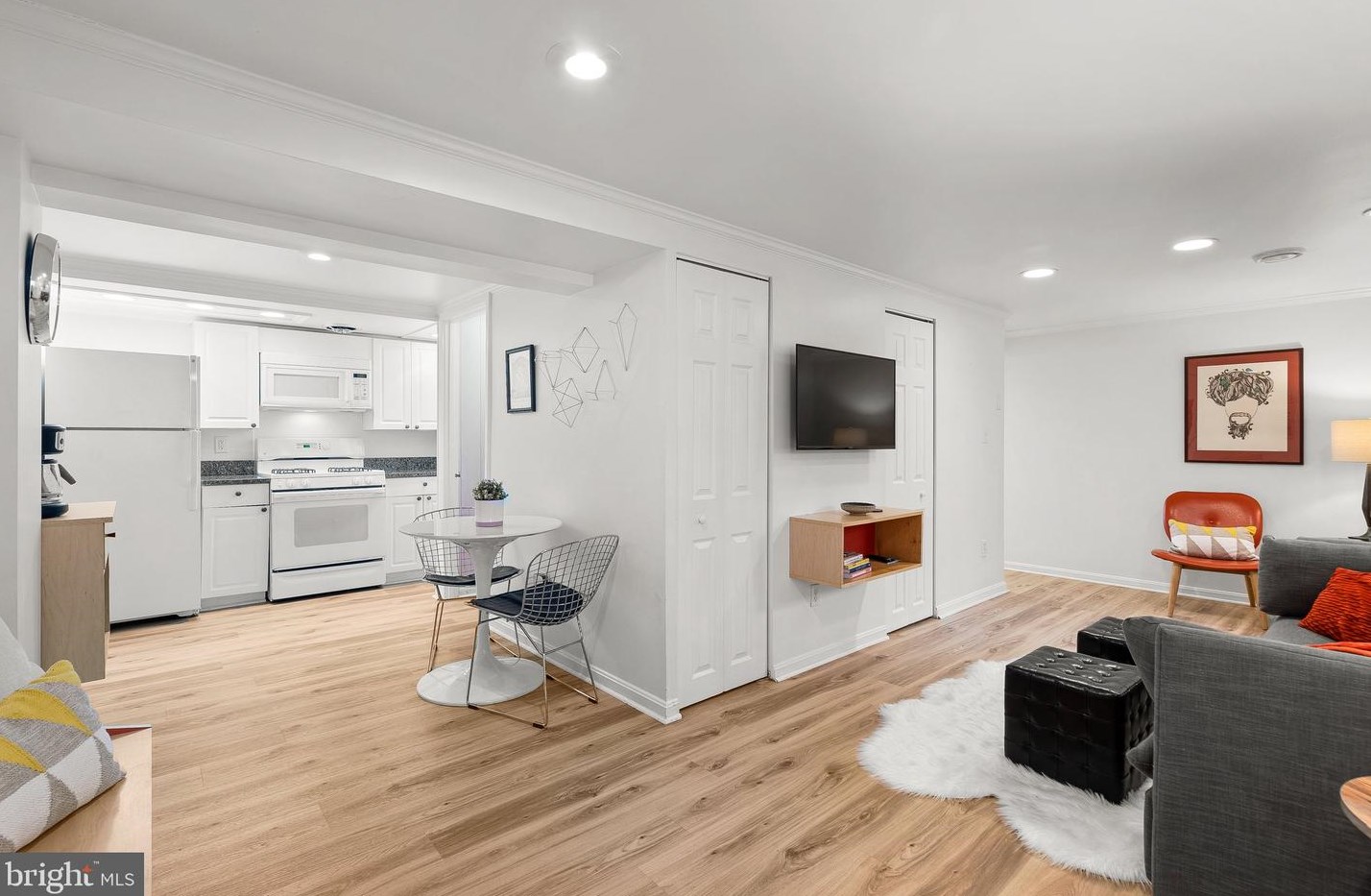 505 Ellsworth Dr, Silver Spring MD  20910-4224 exterior