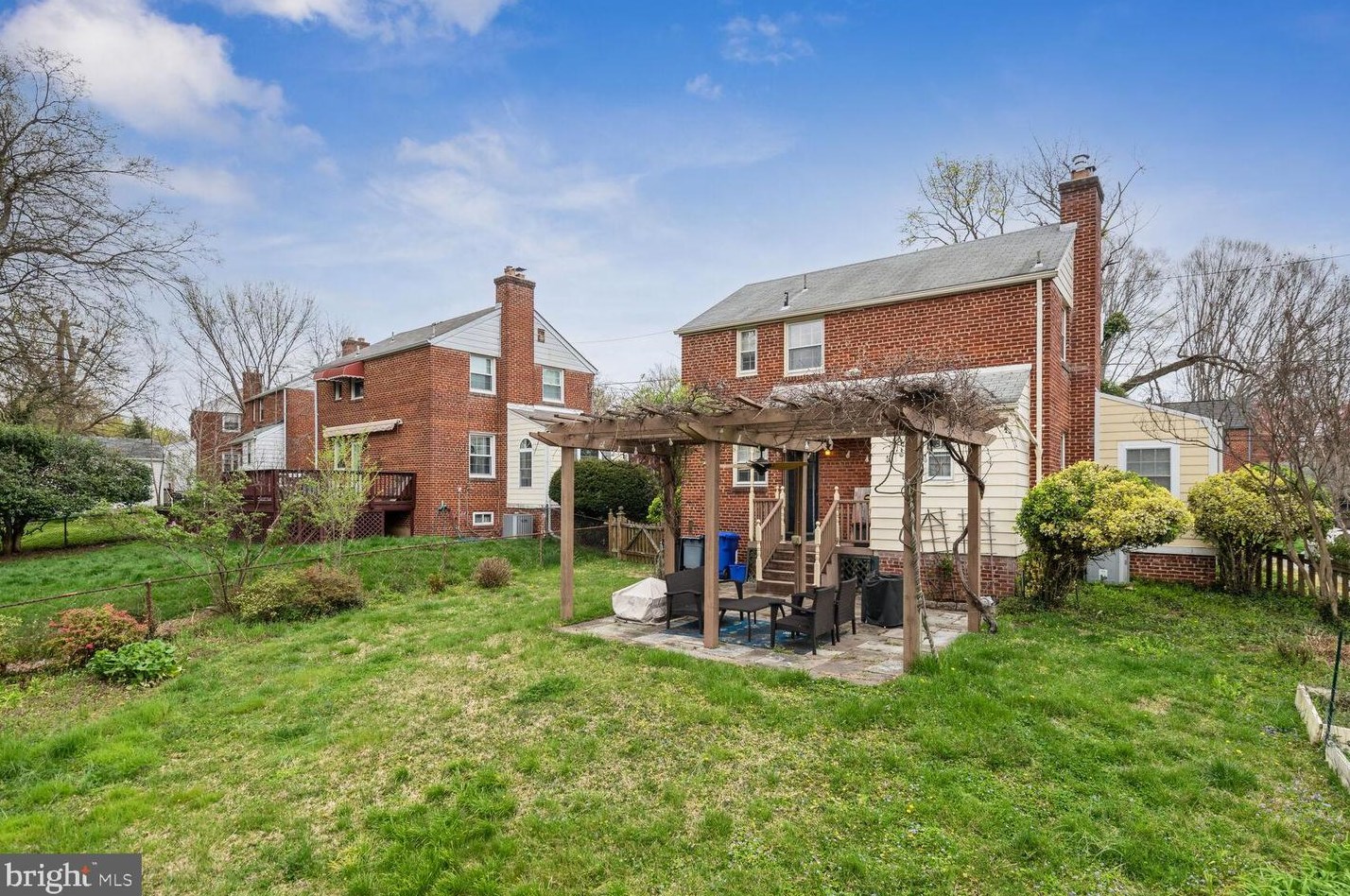 210 Baden St, Silver Spring MD 20901-4840 exterior