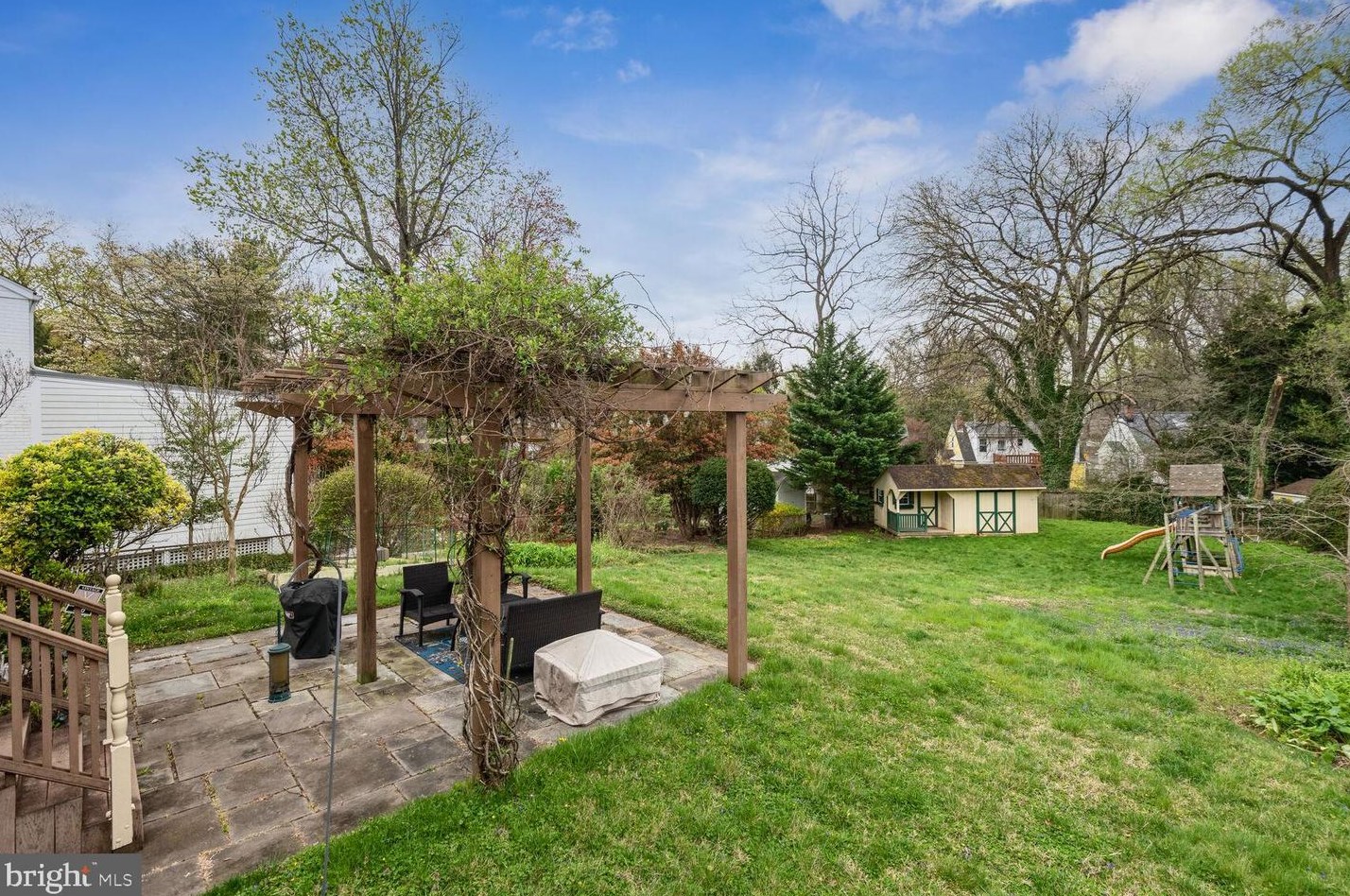 210 Baden St, Silver Spring MD 20901-4840 exterior