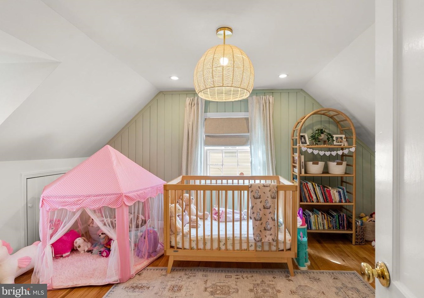 10704 Hayes Ave, Silver Spring MD  20902-3704 exterior