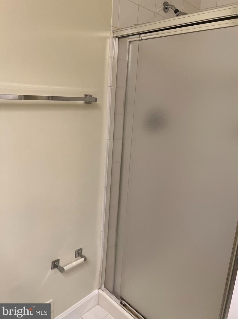 3902 Chesterwood Dr, Silver Spring MD 20906-2863 exterior